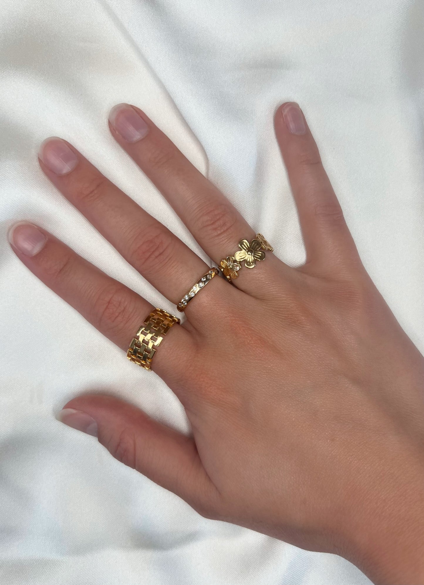 Linkage ring